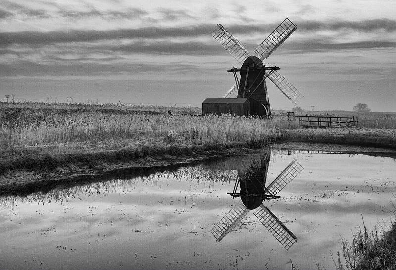 Herring Fleet Wind Pump.jpg
